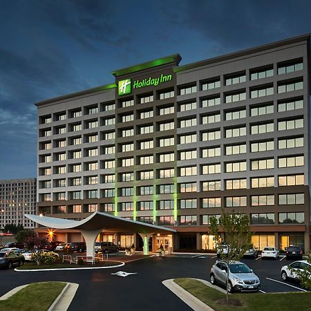 Holiday Inn Alexandria At Carlyle By Ihg Buitenkant foto