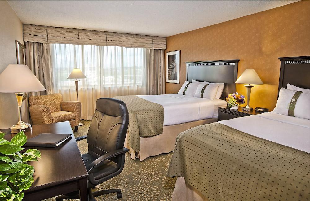 Holiday Inn Alexandria At Carlyle By Ihg Buitenkant foto