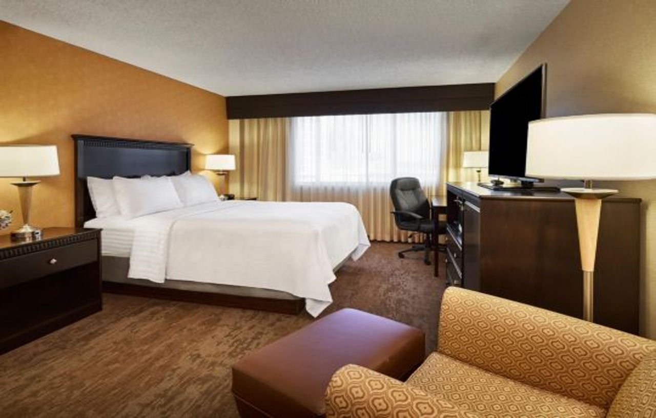 Holiday Inn Alexandria At Carlyle By Ihg Buitenkant foto