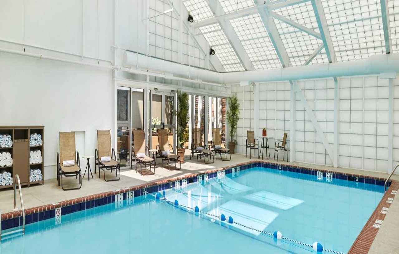 Holiday Inn Alexandria At Carlyle By Ihg Buitenkant foto